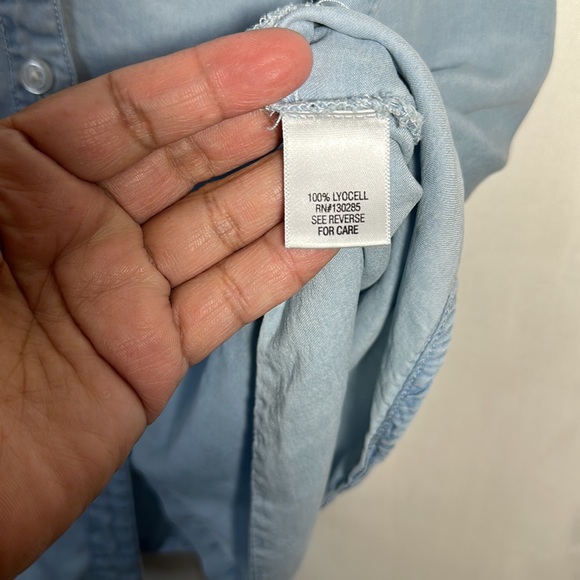 Croft and Barrow Button down Tank Size M Blue - Picture 4 of 6